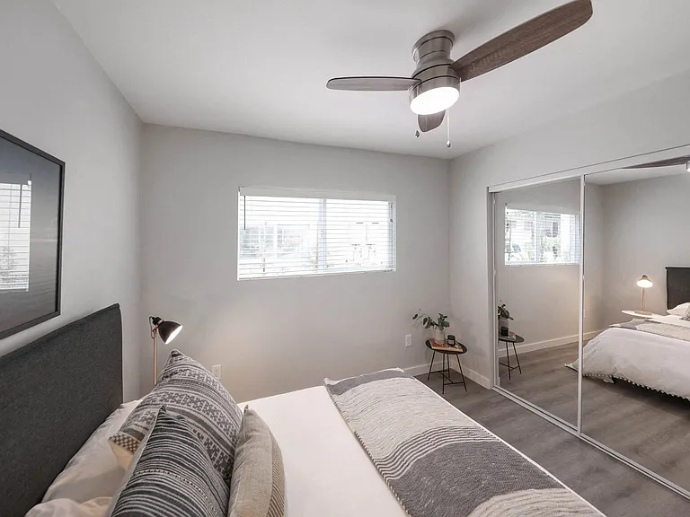 Pacific West Villas — Photo 9