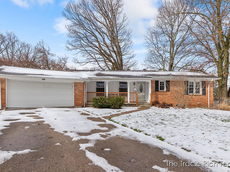 1st image of 1617 W Kentview Dr NE