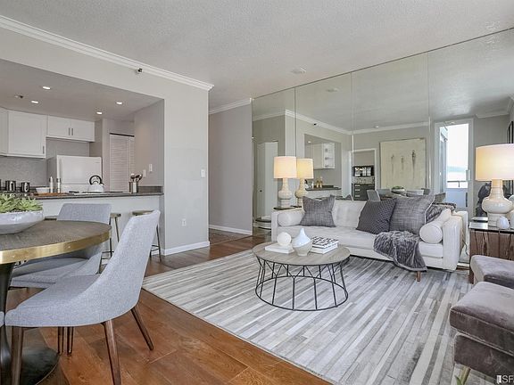 5th image of 201 Harrison St APT 810