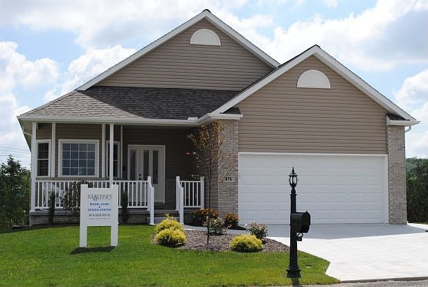 2nd image of 673 Sun Valley Ct
