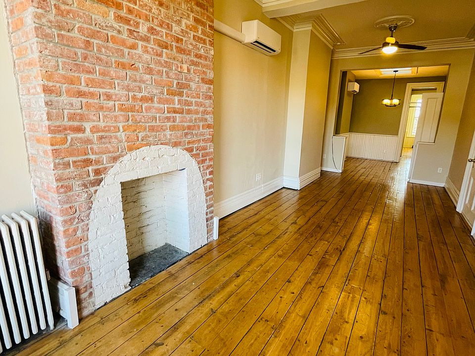 1st image of 135 2nd St #3