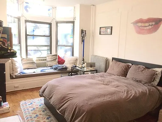 Rented by D'Andrea Craig Realty | media 8