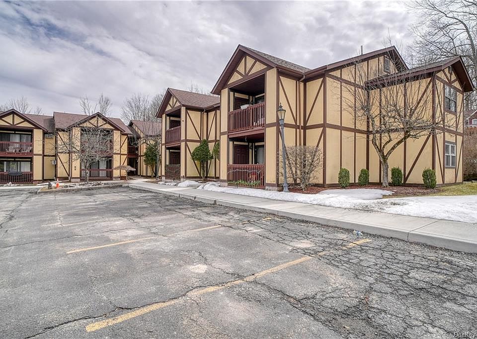 34 Broadway UNIT 204, Woodridge, NY 12789 Zillow