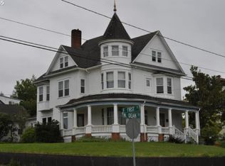 86 N Dean St, Coquille, OR 97423