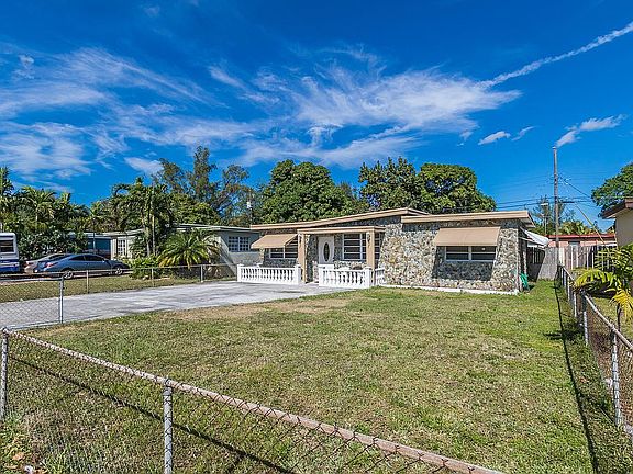 4th image of 6041 SW 41st St