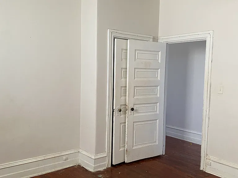 2307 N Broad St #6 — Photo 10