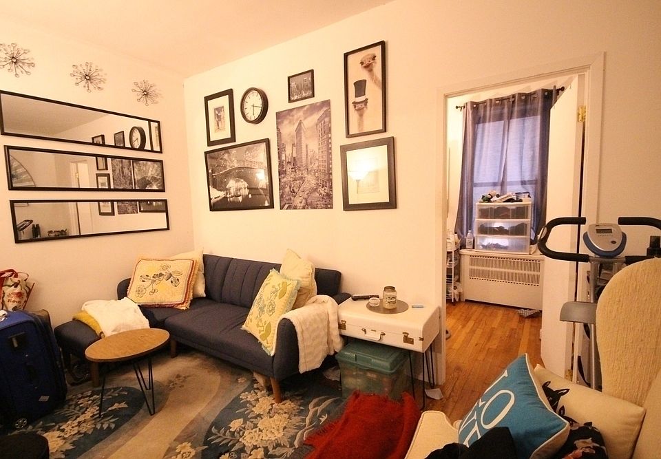 1st image of 210 E 38th St #3AA