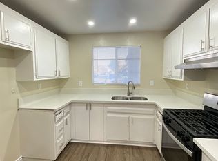 1904 E Del Mar Ave APT B, Orange, CA 92865