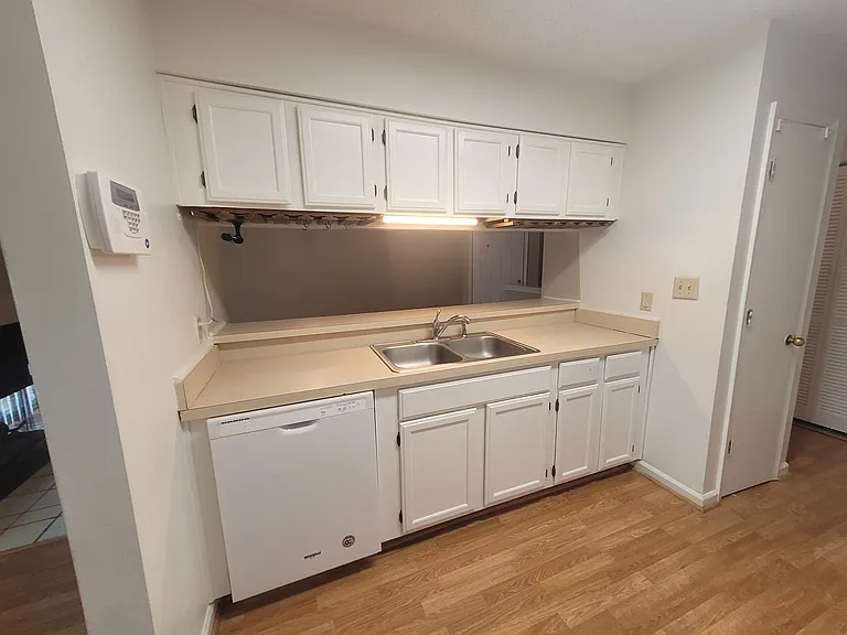 12732 Daybreak Cir — Photo 4