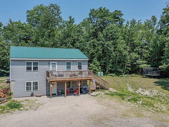 3rd image of 300 Middleton Road