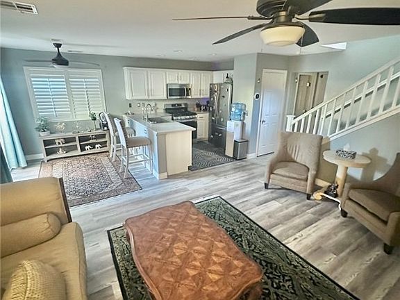 5th image of 1373 Hawaiian Hills Ave