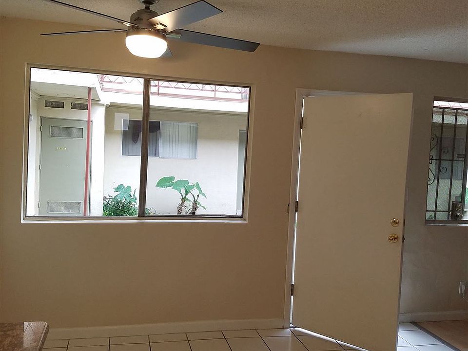 baldwin 4-living room