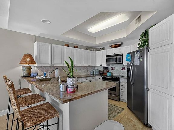 5th image of 1400 Ocean Blvd Unit 124