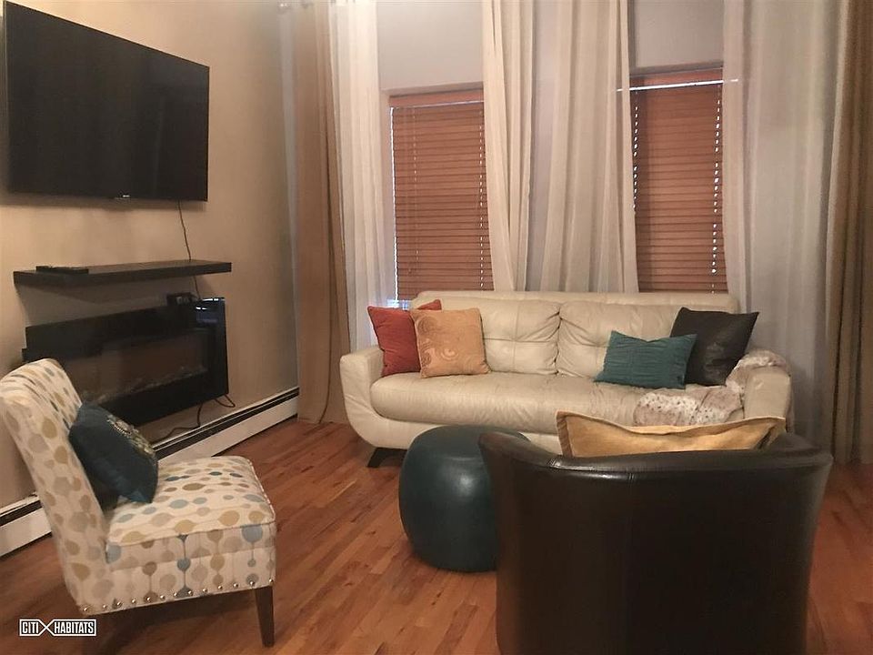 2nd image of 176 Sunnyside Ave #1