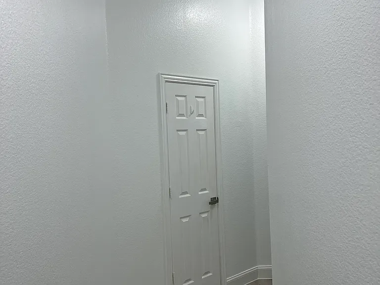 7717 Lakecrest Ct — Photo 35