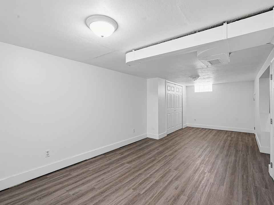 1875 Haynes St, photo 25