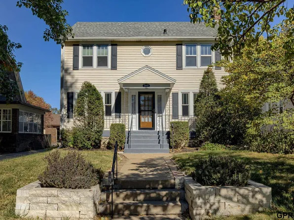 5610 Howard St, Omaha, NE 68106