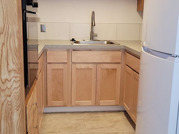 2nd image of 450 25th Ave APT 1