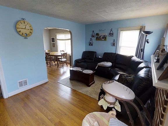 2nd image of 1290 Parrish Ave