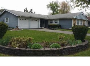 1 Guild Ct, Willingboro, NJ 08046