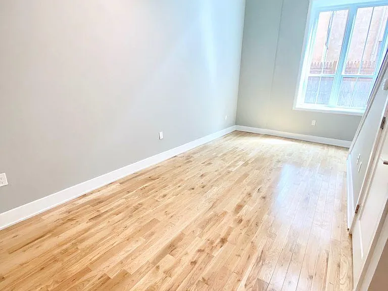 1521-23 W Girard Ave #1O5 — Photo 8