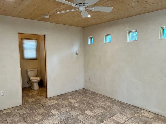 3rd image of 223 Charlotte Ln