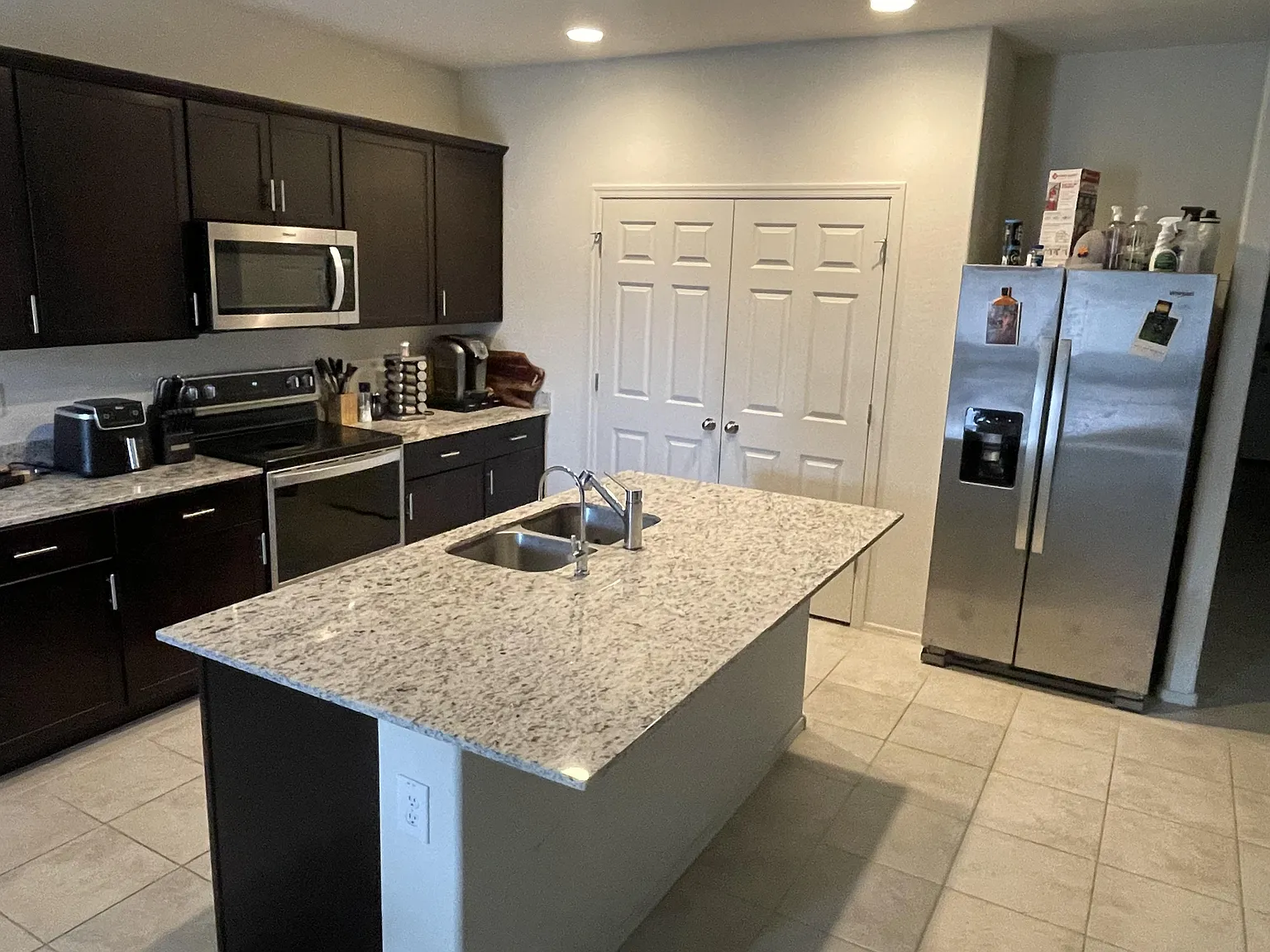 1 bed, 1.0 bath, 1808 sqft, $1,122 — Photo 4