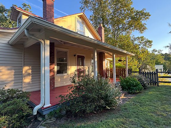 Covered front porch.
