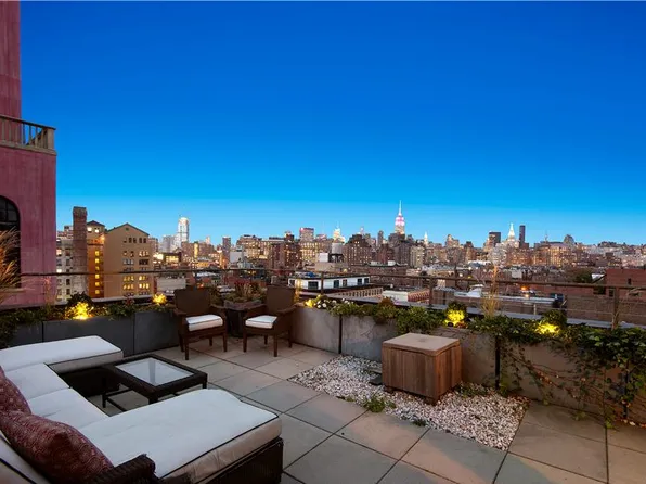 155 Perry Street image 1 of 7