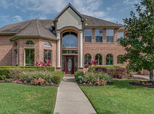 14210 Norhill Pointe Dr, Houston, TX 77044