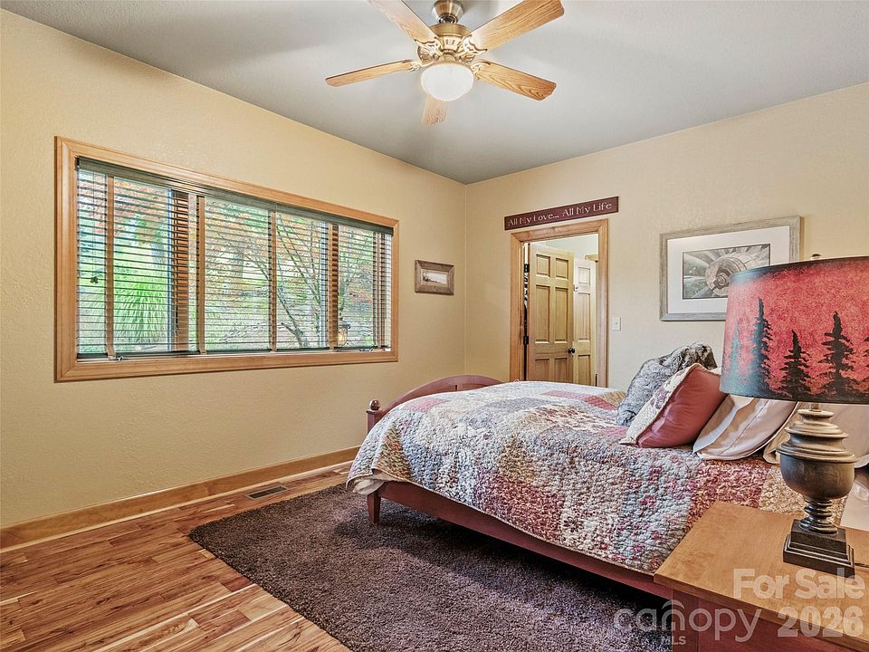 13th image of 151 Austin Mountain Dr