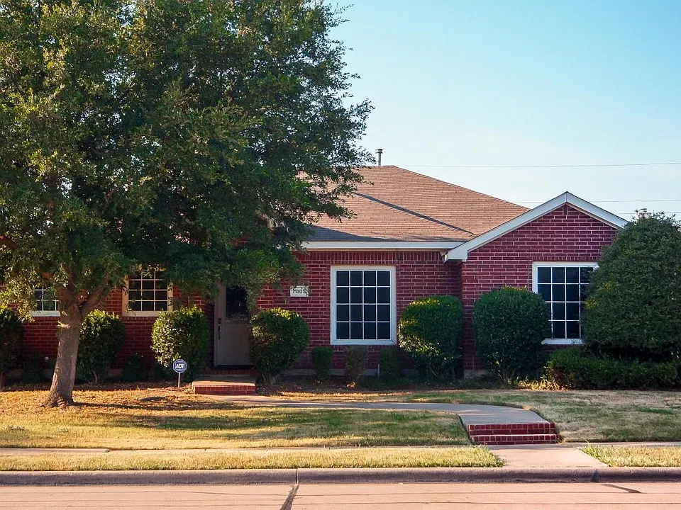 7005 Alissa Dr