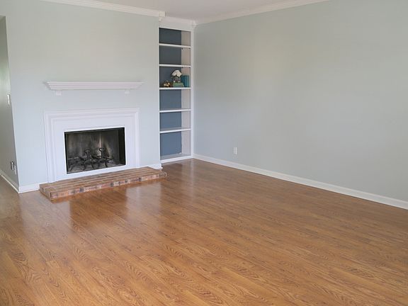 3rd image of 5856 Brentwood Trce