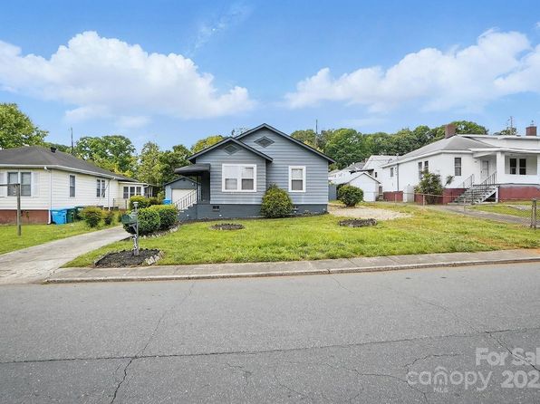 313 Mayflower Ave, Cramerton, NC 28032