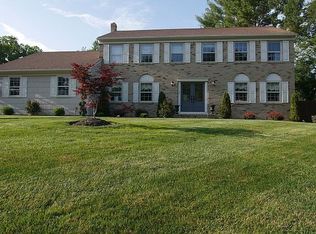 5 Maybrook Ct, Wayne, NJ 07470