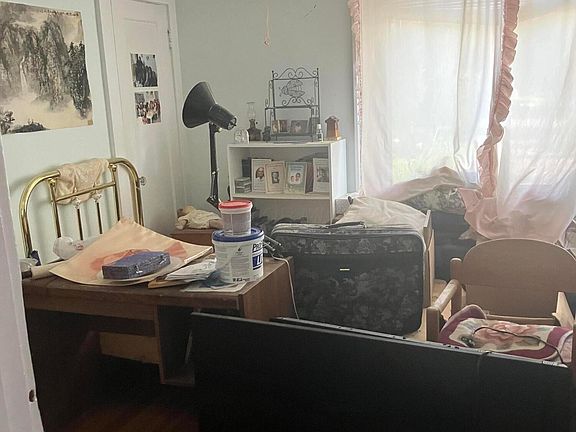 2nd image of 2108 Dartmouth Ave
