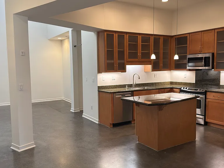 594 Manzana Pl — Photo 3