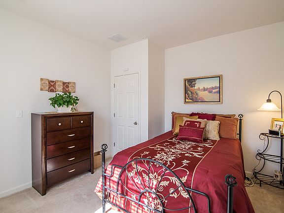 3rd image of 22542 Arbor Cir #Qi9vp1