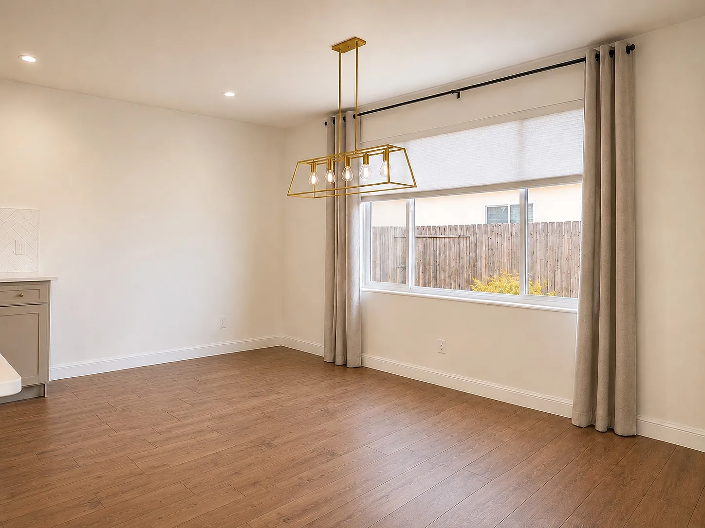 4 bed, 2415 sqft, $2,800 — Photo 4