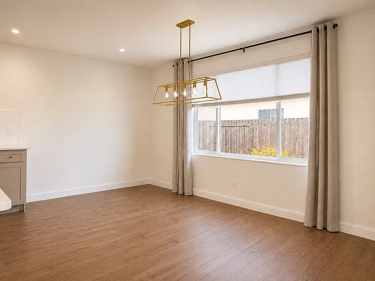 6087 W Norwich Ave — Photo 4