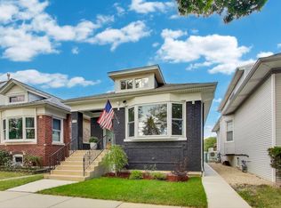 4240 N McVicker Ave, Chicago, IL 60634