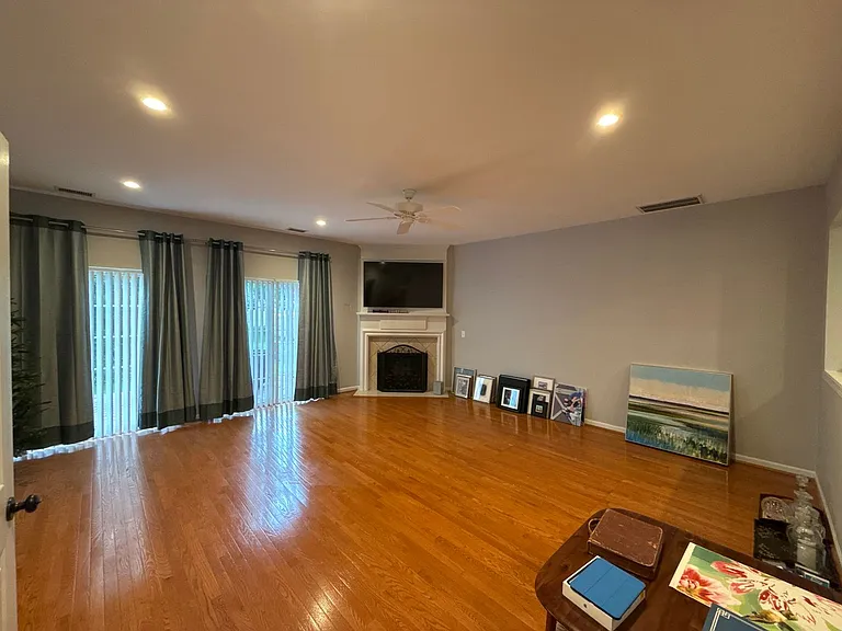 6941 Rothchild Dr — Photo 4
