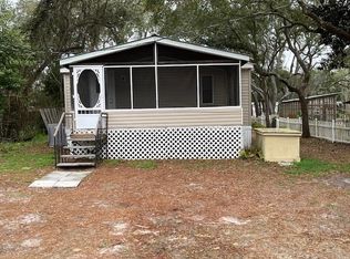 115 Connecticut St, Carrabelle, FL 32322