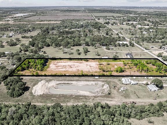 2nd image of 1403 Algoa Friendswood Rd