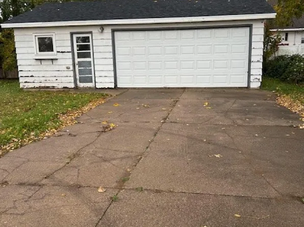 130 S Andrews St, Shawano, WI 54166