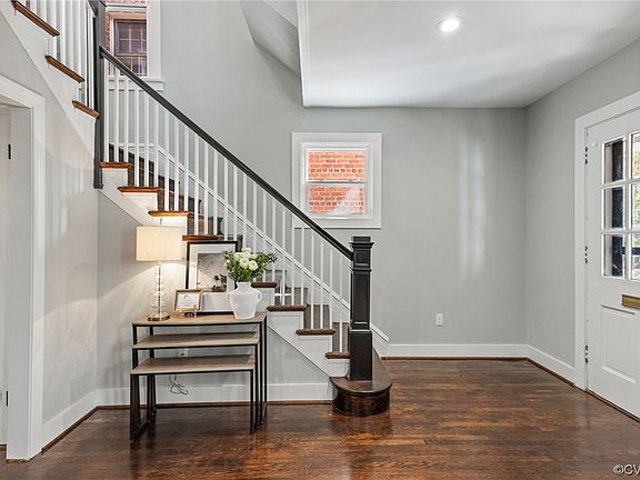 3rd image of 3402 Grove Ave