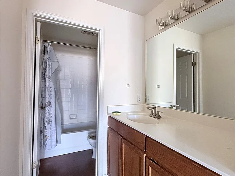 8621 Talyne Chaise Cir #B — Photo 13