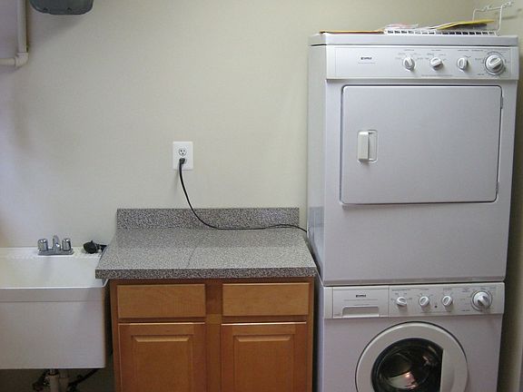 Laundry/Utility room