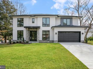 7019 Statendam Ct, Mc Lean, VA 22101