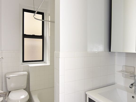 5th image of 304 W 151st St APT 14